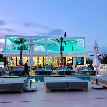 Lejlighed Three Bedroom Vacation Paradise