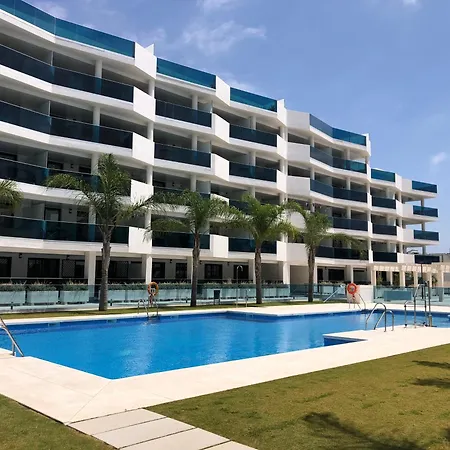 Three Bedroom Vacation Paradise Apartment