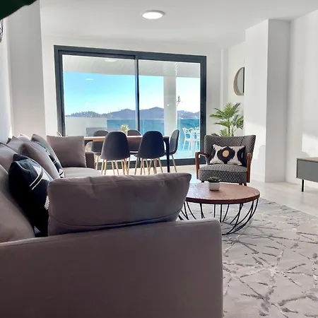 Three Bedroom Vacation Paradise Fuengirola